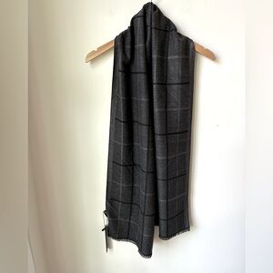 NWT Fullron Cashmere Blend Scarf Grey Black Plaid Fringed Approx. 71" x 12.5"